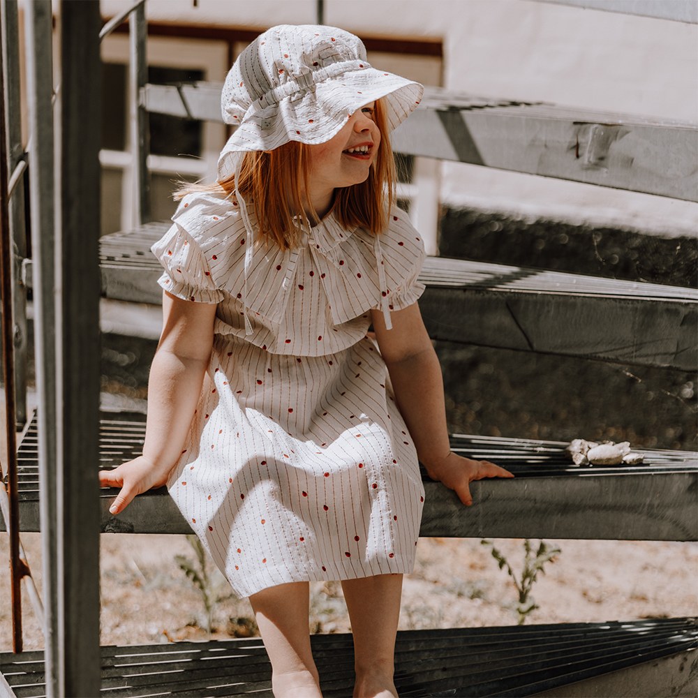 That's Mine Kassia hat - Lady dots - 100% Organic cotton Buy Tøj||Hatte||Accessories||Udsalg||Alle||Forår & sommer '24||Tøjbundle||Udsalg - tøj||alt minus sløjfe||5 for 399||mette-sale here.