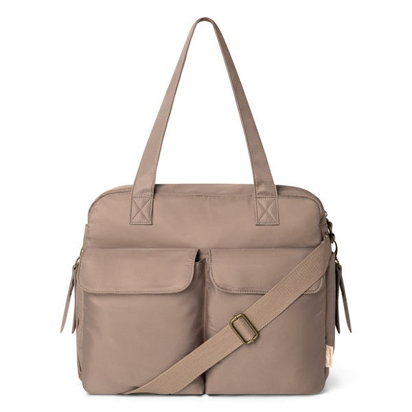 That's Mine Benne pusletaske - Earth brown - Outer: 100% Recycled polyester Lining: 100% Polyester Buy Amning & pusletid||Pusle||Pusletasker||Alle||Favoritter||personale||alt minus sløjfe||NOOS||Del dine øjeblikke||Rejseklar here.