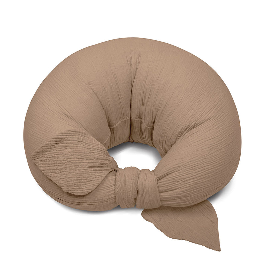 That's Mine Nursing pillow - Brown - 45% Organic cotton, 55% Thermo balls Buy Amning & pusletid||Ammepuder||Pusle||Alle||Favoritter||Amning||personale||Basics til de små||Amning||ammepuder1 here.